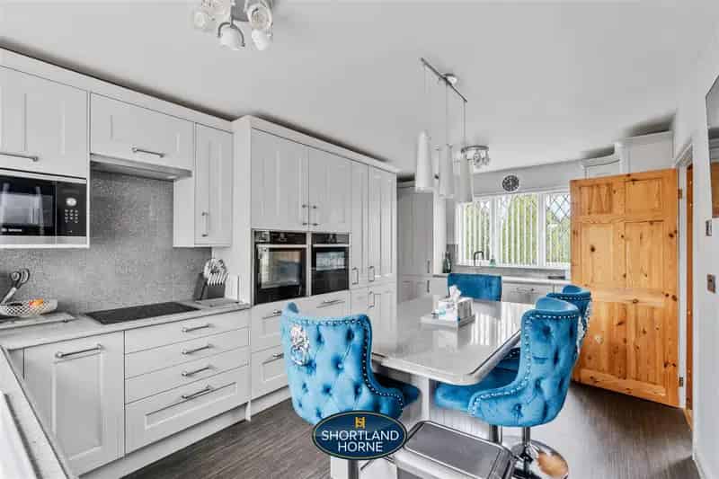 6 Bedroom Detached House Coventry Near Coundon Court School