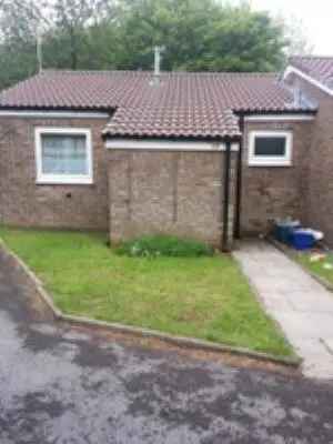 1 bed bungalow in Bartley Green