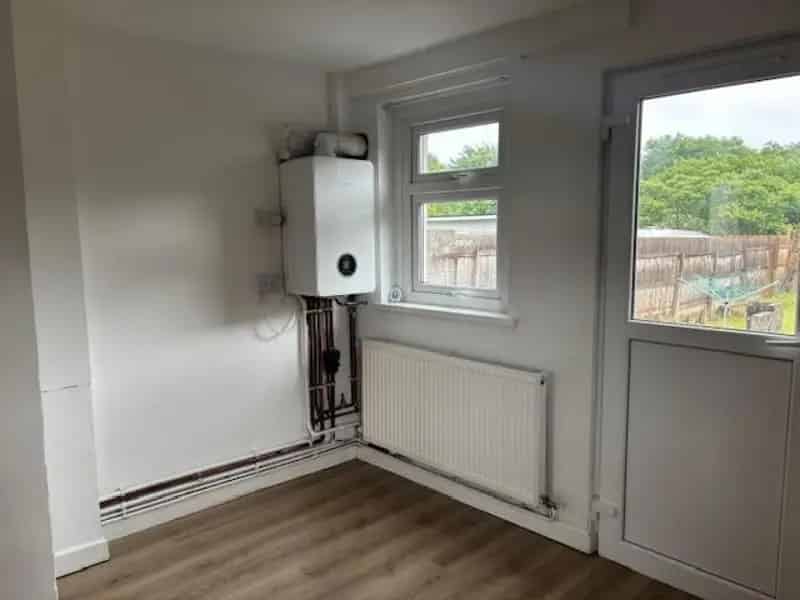 3 Bedroom House To Let Pencoed