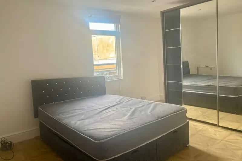 3 Bedroom Flat to Rent Crewe Cheshire CW1 Available Immediately