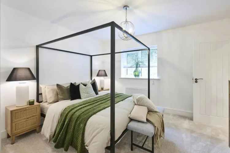 3 & 4 Bedroom Family Homes in Longbridge