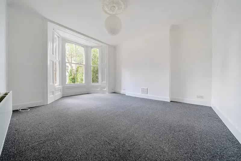 Victorian Raised Ground Floor Flat First Time Buyers Investors Chain Free