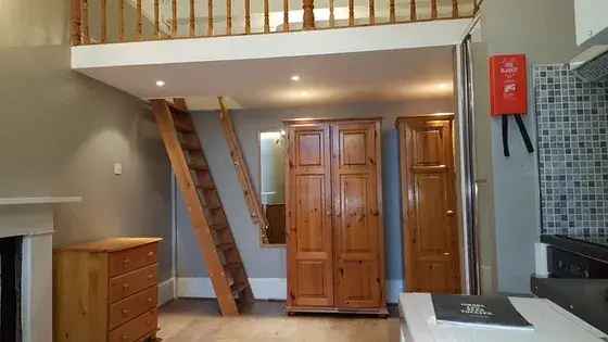 1 Room Studio Flat 53m2 London Mezzanine Bedroom Bills Included