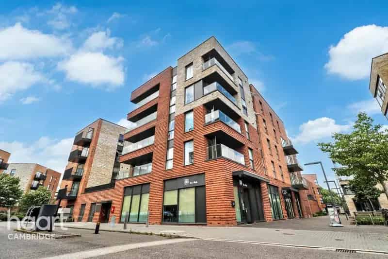 3 Bedroom Apartment for Sale - No Sale No Fee