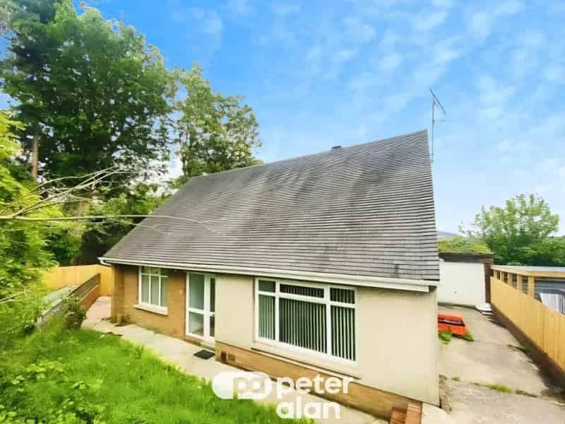 3 bedroom bungalow