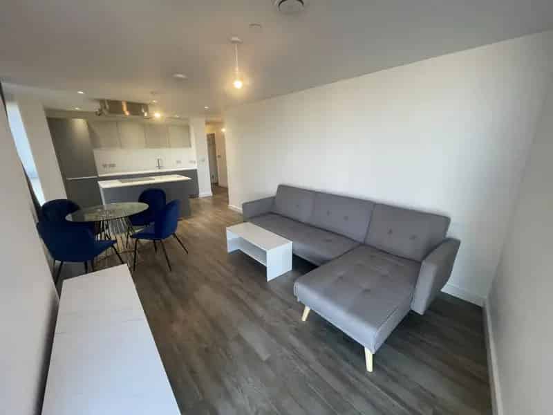 2 Bedroom Flat to Rent