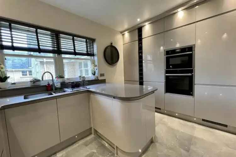 2 Bedroom Apartment for Sale Altrincham