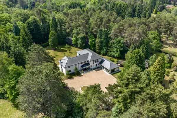 Contemporary Country House in Wheatsheaf Enclosure