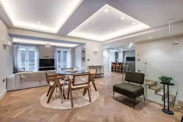 Mansion Apartment for Sale in London SW6