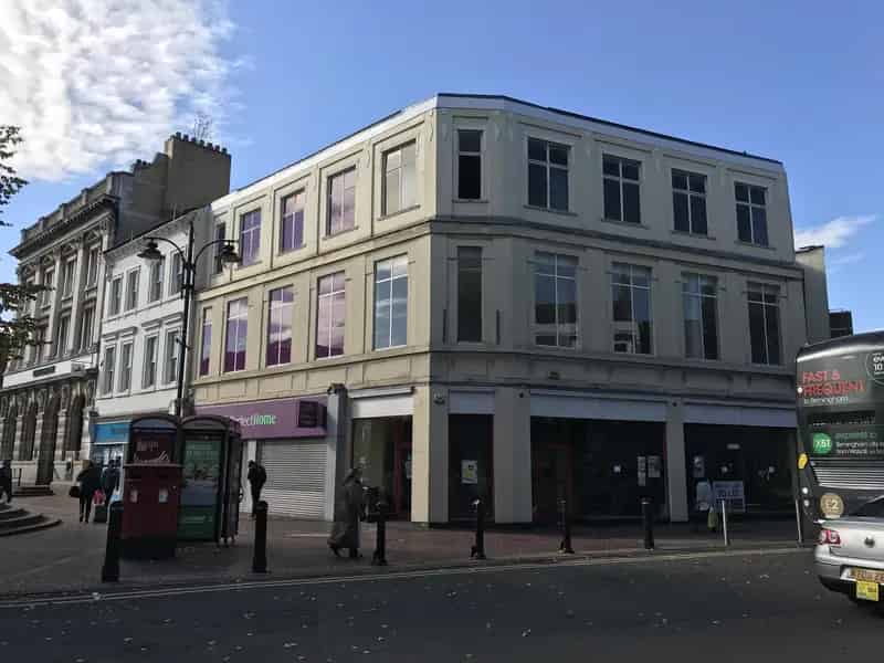 Retail Units with Storage The Bridge