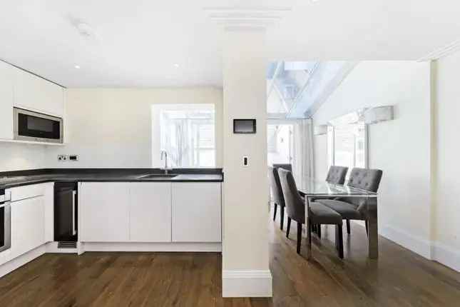 3 Bed 3 Bath Terraced House for Rent Park Walk SW10