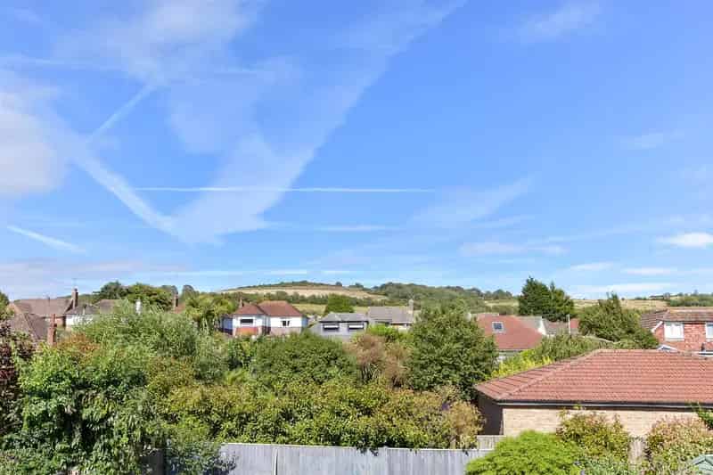 2 Bedroom Maisonette for Sale