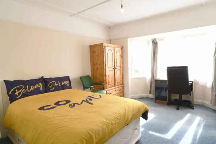 5 Bedroom HMO Crayford Road All Doubles Large Garden