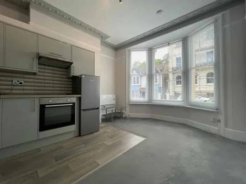 1 Bedroom Apartment to Rent