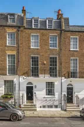 Georgian Townhouse for Sale in London SW7