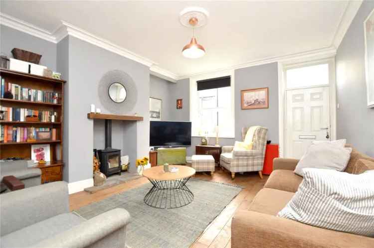 House For Sale in Leeds, England