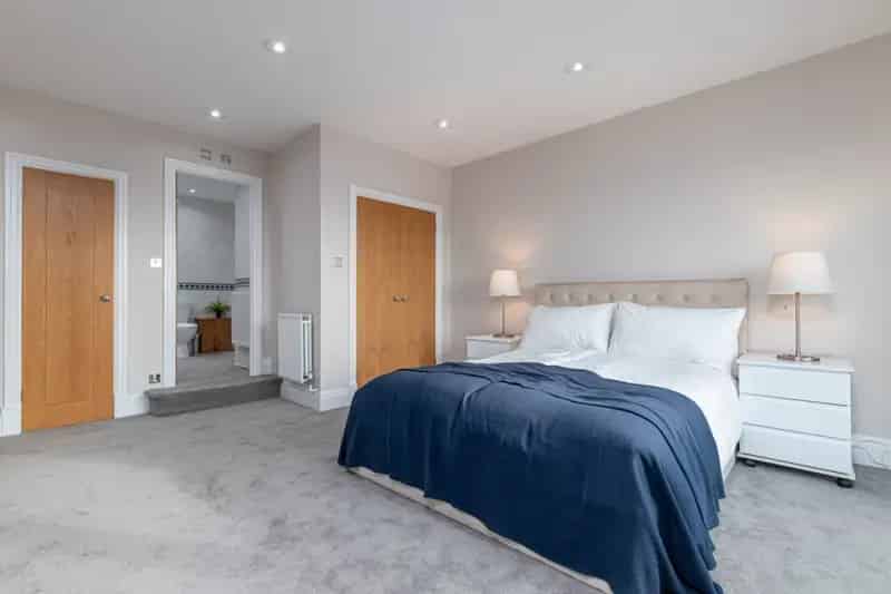 4 Bedroom Flat Kensington - Luxury Apartment For Sale