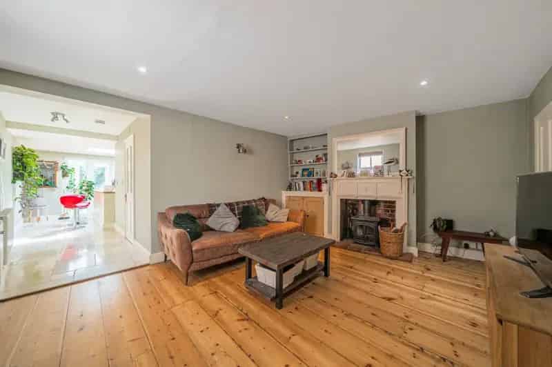2 Bedroom End of Terrace House for Sale in Charlton Kings