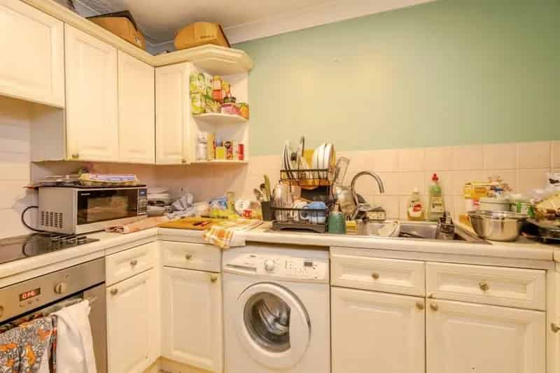 Two Bedroom Apartment Near Bognor Regis Beach