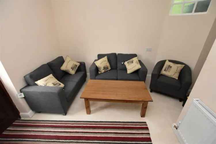6 Bedroom HMO House Near Birmingham and Solihull