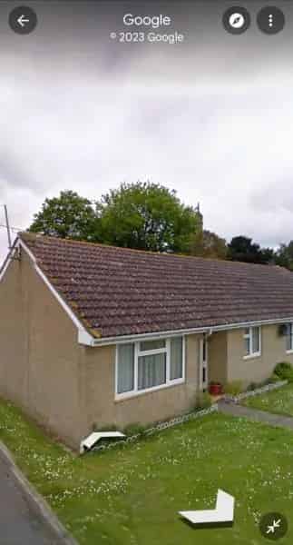 Semi Detached Bungalow Near Yeovil Good Schools New Kitchen and Wetroom