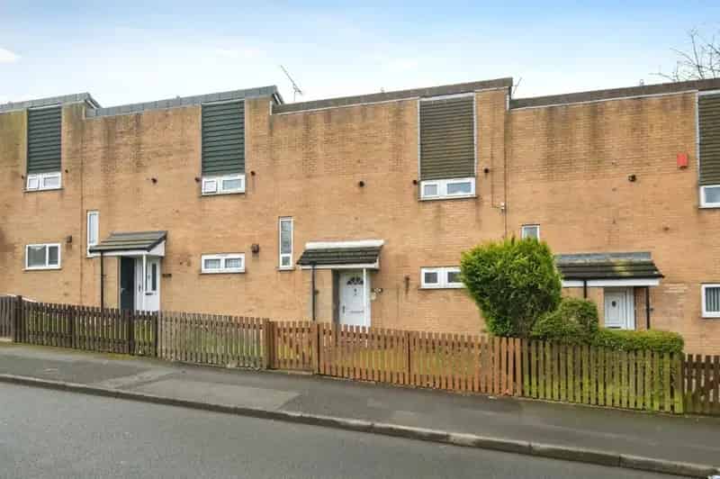 3 Bed House in Smethwick Ideal for Families and Investors