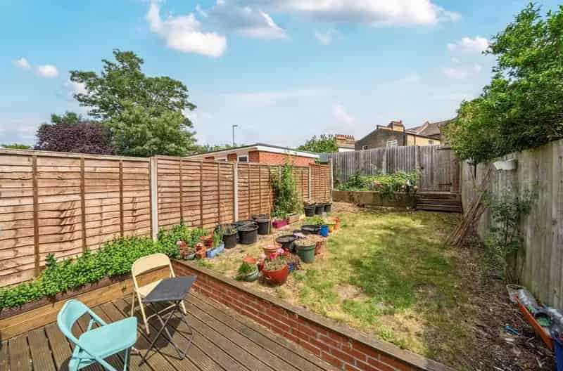 1 Bedroom Flat for Sale 374 SQ FT