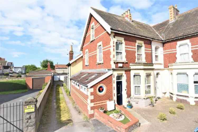 7 Bedroom Victorian House for Sale at Auction