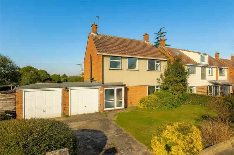 3 Bedroom Detached House For Sale Cambridge