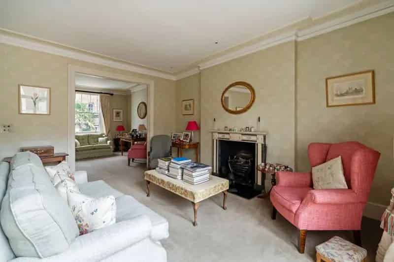 4 Bedroom Townhouse near Buckingham Palace Westminster