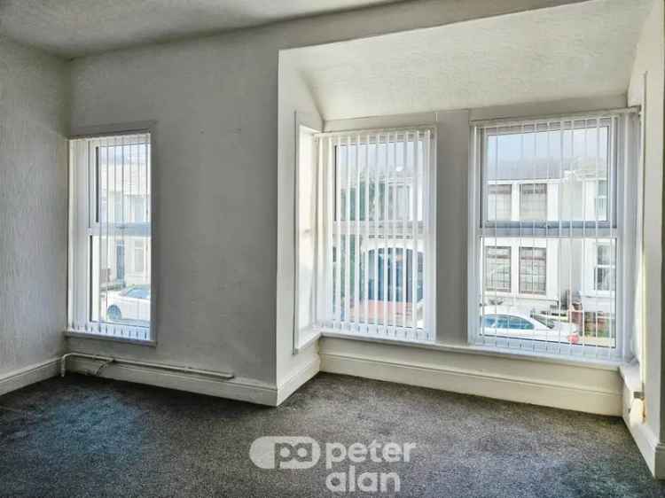 1 Bedroom Apartment Available Immediately
