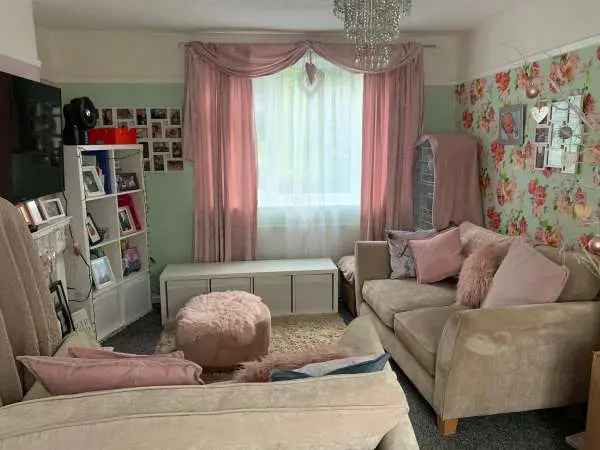 House For Rent in Rotherham, England