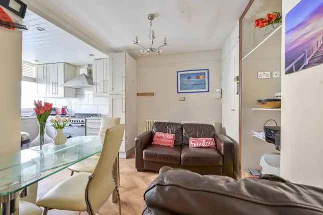 6 Bed House to Rent Roehampton Short Let Near Richmond Park