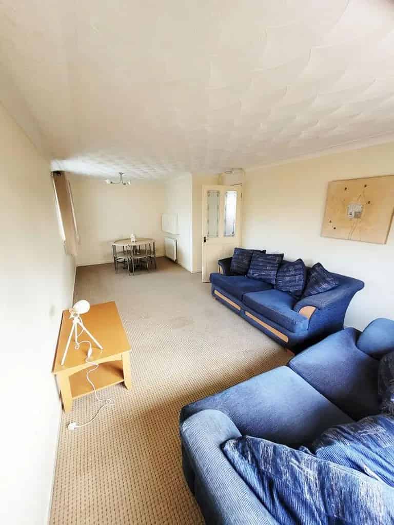 2 Bedroom Flat to Rent