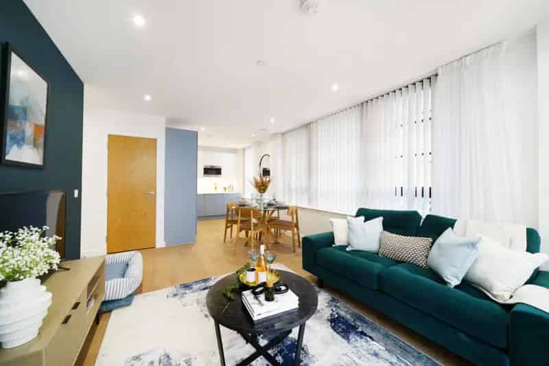 2 Bedroom Pet-Friendly Apartment Near Chinatown