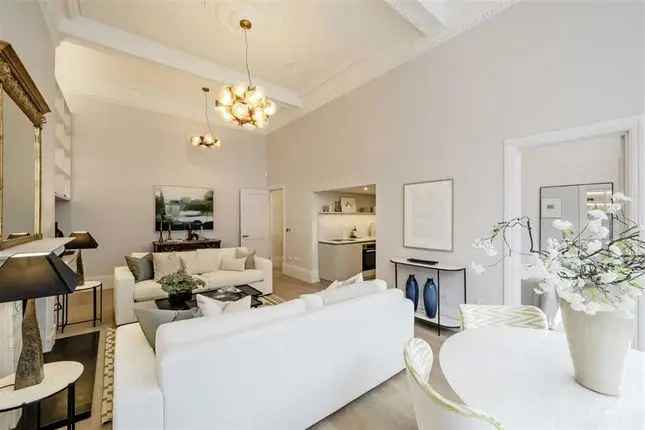 Flat for sale in Pont Street, London SW1X