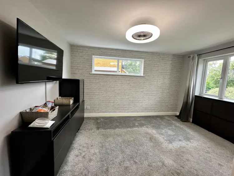 1 Bedroom Mews House to Rent