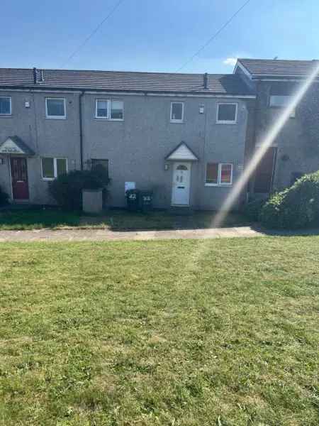 House For Rent in Bradford, England