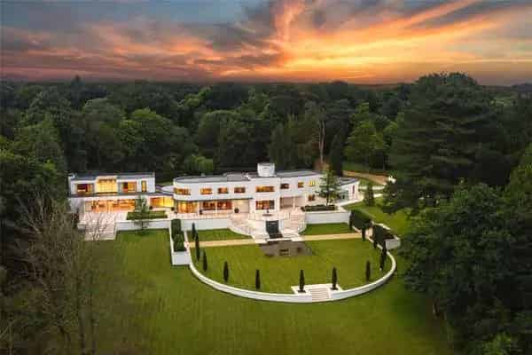 Portnall Drive, Wentworth Estate, Virginia Water, Surrey, GU25 4NN | Property for sale | Savills