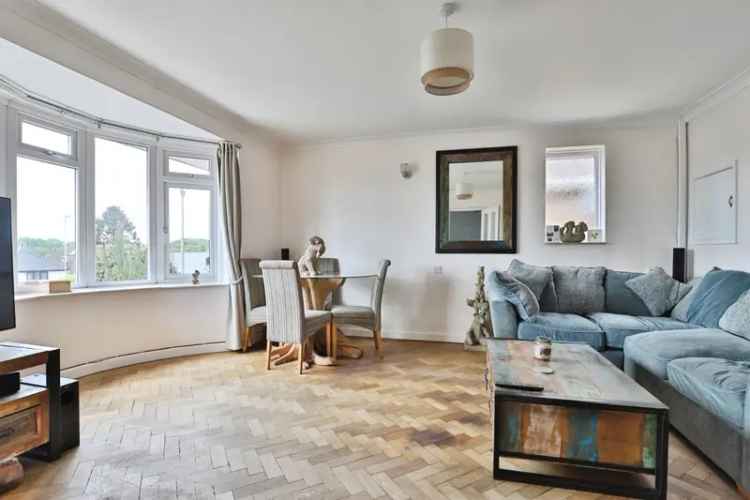 Two Bedroom Detached Bungalow Evering Avenue Poole