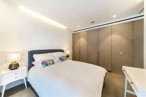 Modern Apartment in Nova Building London