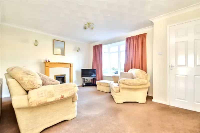 Three Bedroom Detached House in Rothwell