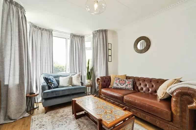 3 Bed Detached House Pudsey Modern Luxury Family Home