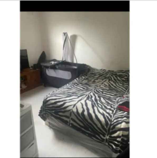 Flat For Rent in Southend-on-Sea, England