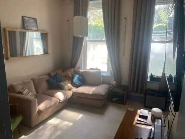 Flat For Rent in Wimborne Minster, England