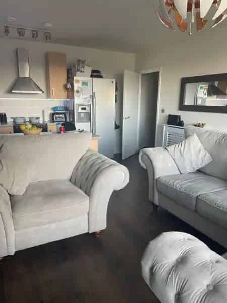 2 King Size Bedrooms Open Plan Living Kitchen