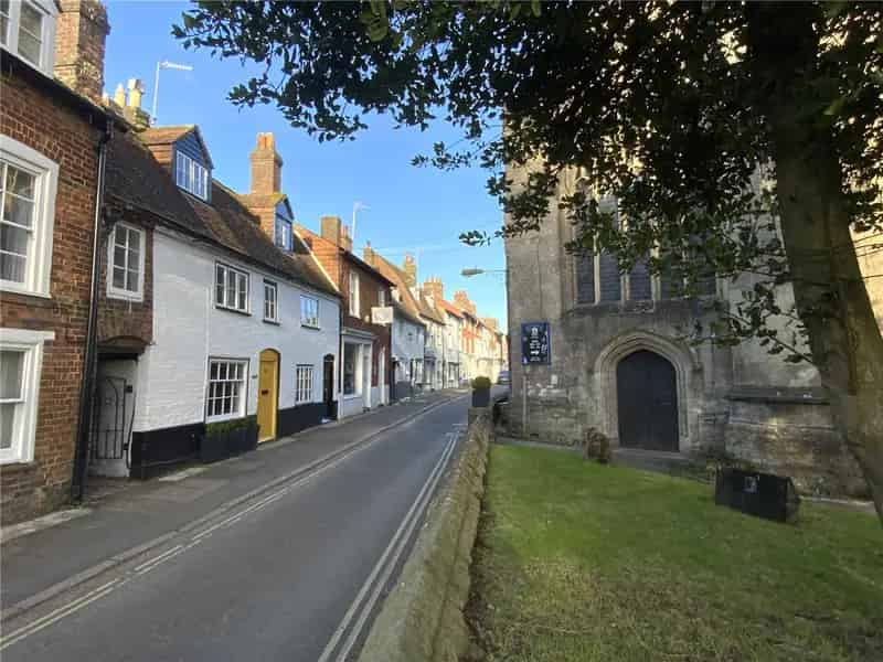 3 Bedroom Cottage Marlborough Town Centre