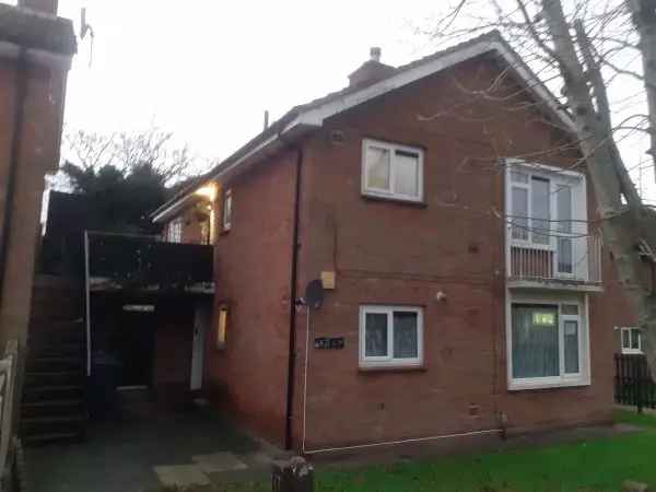 Flat For Rent in Birmingham, England