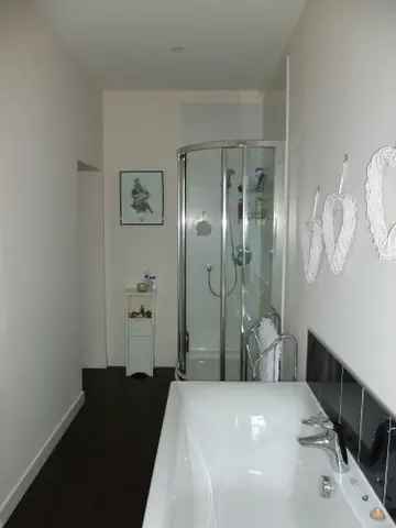 2 bedroom flat  for sale