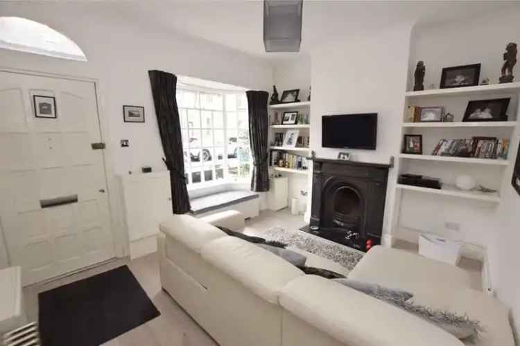 3 Bedroom Terraced House for Sale Hale Village